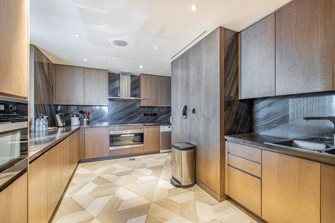 Отель Five Palm Luxury Penthouse Full Marina View & Private Pool Дубай Экстерьер фото